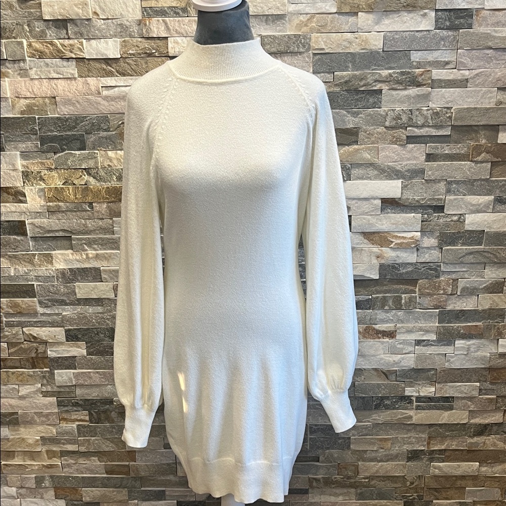 GRECERELLE Elegant White Long Sleeve Dress